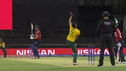 WT20WC: Eng v SA – Marizanne Kapp draws first blood for South Africa 