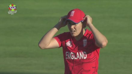 Nashra Sundhu - Wicket - England vs Pakistan