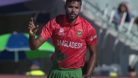 Wicket - Mohammad Rizwan - Pakistan v Bangladesh ICC T20WC 2022